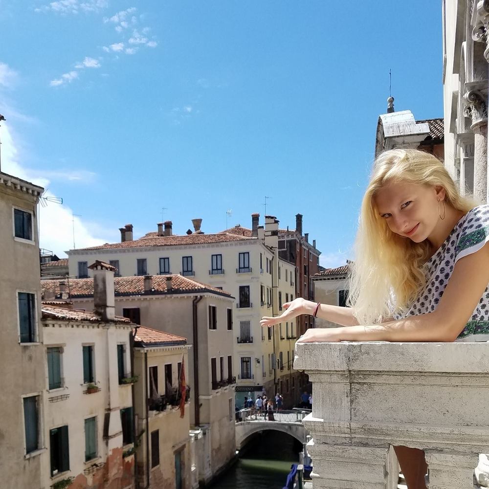 Meet your Posher, Mary